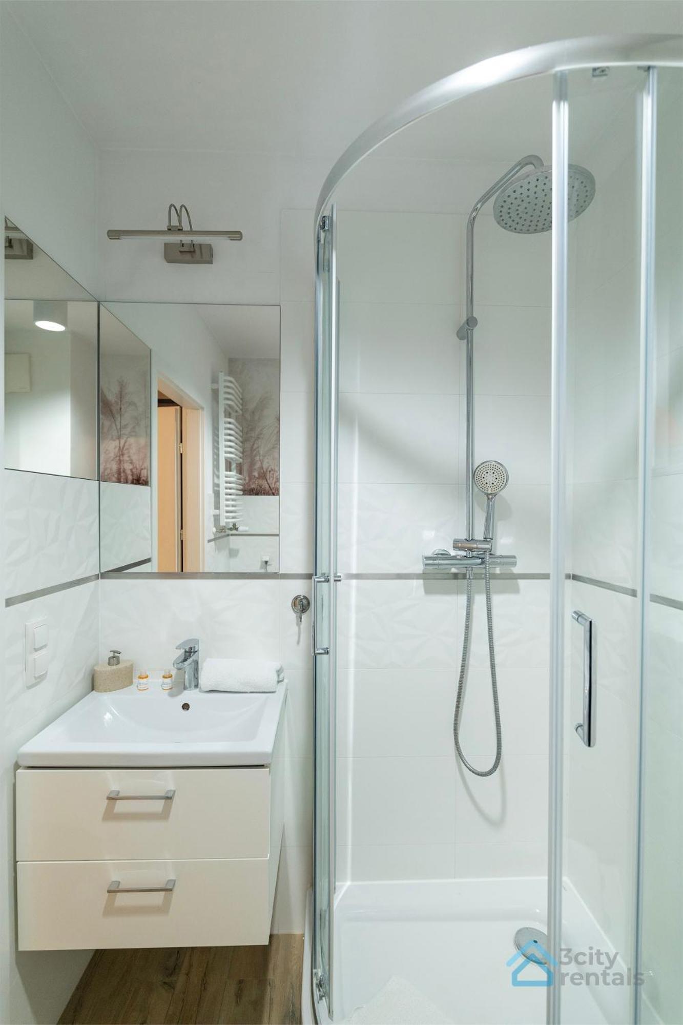 Apartment Nowoczesny Apartament 3City Przy Rzece W Gdansku Z Balkonem By Noclegi Renters Gdansk
